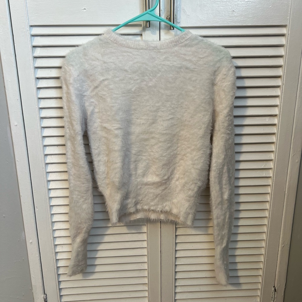 Zara Kids size Medium or Women's Size Small Fuzzy White Sweater